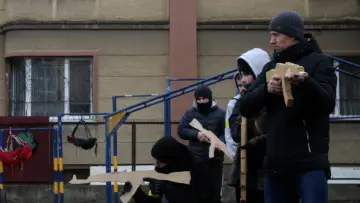 Zasłona do filmu "Новітня історія" #1296723