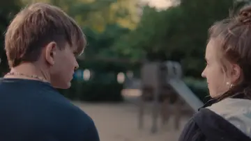 Zasłona do filmu "Gestern war noch Sommer" #822047
