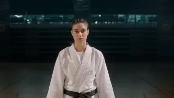 Zasłona do filmu "Πολύ κοριτσίστικο όνομα το Πάττυ" #769494