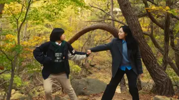 Zasłona do filmu "자매의 등산" #936849