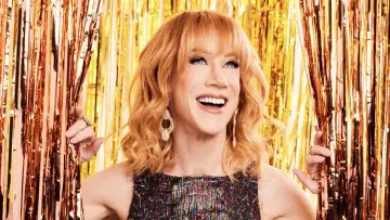 Zasłona do filmu "Kathy Griffin: My Life on the PTSD-List" #1656338
