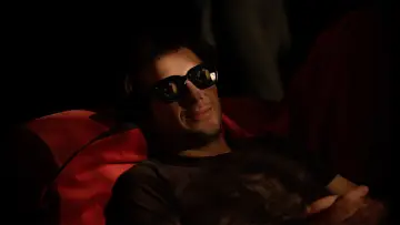 Zasłona do filmu "Óculos de Sol Pretos" #1769282