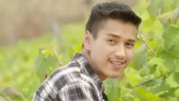 Zasłona do filmu "အနမ်းဝိုင်" #969914