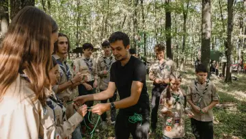 Zasłona do filmu "Pădurea este a mea" #977860