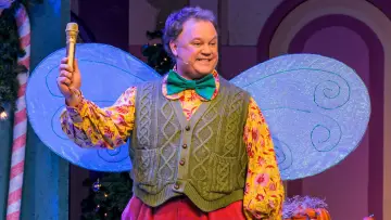 Zasłona do filmu "CBeebies Panto: Cinderella" #866043