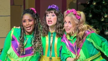 Zasłona do filmu "CBeebies Panto: Cinderella" #866045