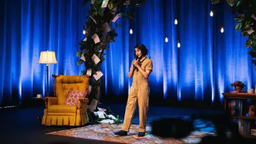Zasłona do filmu "Aparna Nancherla: Hopeful Potato" #1191495