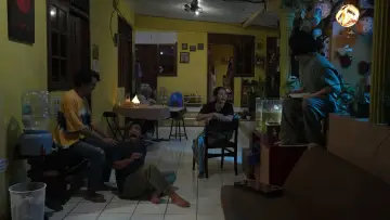 Zasłona do filmu "Suka Duka Tawa" #541383