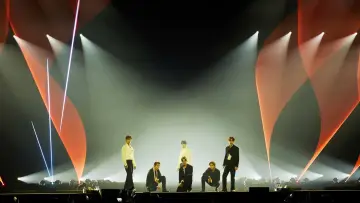Zasłona do filmu "몬스타엑스 : 커넥트엑스 인 시네마" #923365