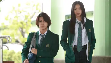 Zasłona do filmu "仮面ライダーカブト20th 天を継ぐもの" #1635447