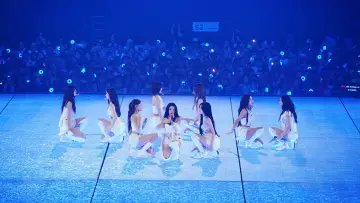 Zasłona do filmu "TWICE WORLD TOUR [THIS IS FOR] in Incheon" #1568714