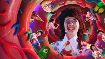 Zasłona do filmu "Sarah Squirm: Na żywo i we własnej osobie" #603695