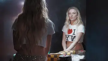 Zasłona do filmu "Zara Larsson - Up Close" #602888