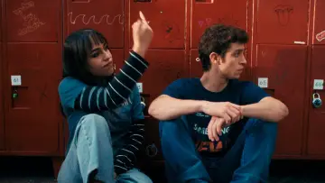 Zasłona do filmu "תיכון מגשימים" #911759