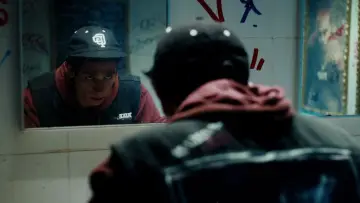 Zasłona do filmu "תיכון מגשימים" #927777