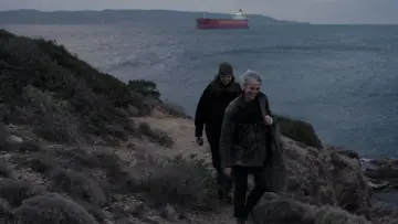 Zasłona do filmu "Η θάλασσα το χειμώνα" #857642