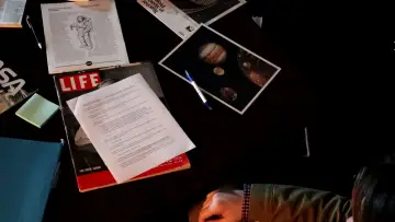 Zasłona do filmu "Apollo