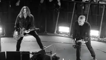 Zasłona do filmu "Amazon Music Live: Foo Fighters" #1545809