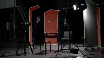 Zasłona do filmu "13 novembre, nos vies en éclats" #1183228
