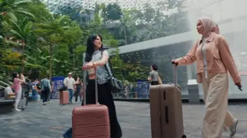 Zasłona do filmu "Ahlan Singapore" #818632