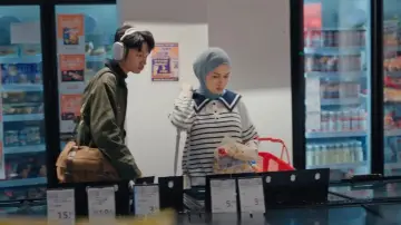 Zasłona do filmu "Ahlan Singapore" #818633