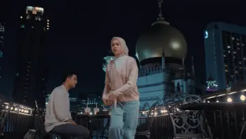 Zasłona do filmu "Ahlan Singapore" #818635