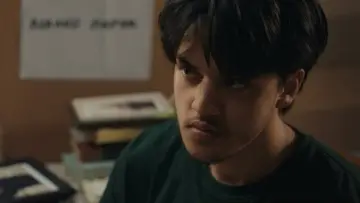 Zasłona do filmu "Keluarga Suami Adalah Hama" #818957
