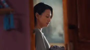 Zasłona do filmu "Keluarga Suami Adalah Hama" #818983