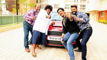 Zasłona do filmu "ரௌடி & கோ" #971773