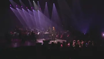 Zasłona do filmu "Marc Lavoine, le concert pop-symphonique à la Seine Musicale" #1527325