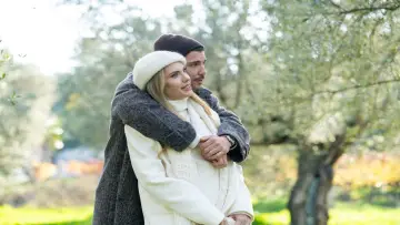Zasłona do filmu "Sonunda Sen" #761478
