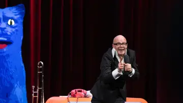 Zasłona do filmu "Harry Hill: New Bits & Greatest Hits" #821187