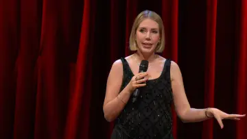 Zasłona do filmu "Katherine Ryan: First Born Daughter" #1527857