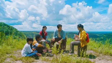 Zasłona do filmu "MAJU (Jejak Pahit si Kembang Gula)" #933469