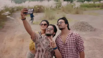 Zasłona do filmu "ମନ୍ତ୍ରମୁଗ୍ଧ" #1142958
