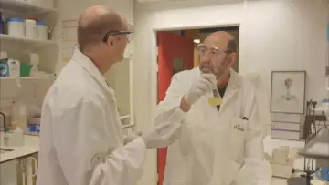 Zasłona do filmu "Traquer l