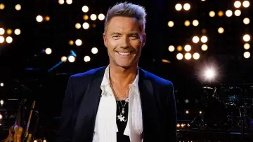 Zasłona do filmu "Ronan Keating & Friends: A New Year’s Eve Party" #543843