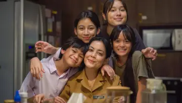 Zasłona do filmu "Yang Lain Boleh Hilang Asal Kau Jangan" #818588