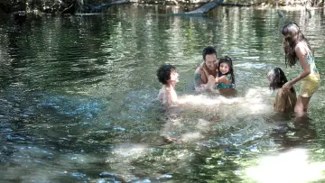 Familia a la Deriva
