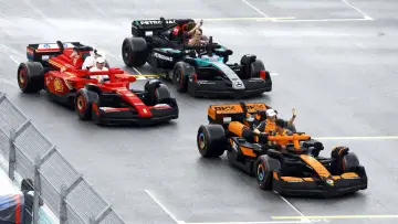 Zasłona do filmu "Bricks on Track: Building the LEGO F1 Drivers