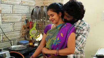 Zasłona do filmu "யார்ரா அந்த பையன் நான் தா அந்த பையன்" #1142124