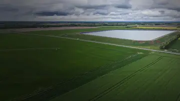 Zasłona do filmu "Y aura-t-il de l’eau cet été ?" #979144