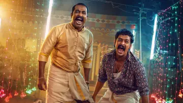 Zasłona do filmu "ധൂമകേതു" #1808786