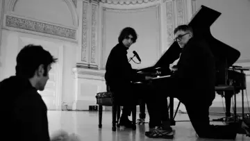 Zasłona do filmu "Cameron Winter at Carnegie Hall" #1805280