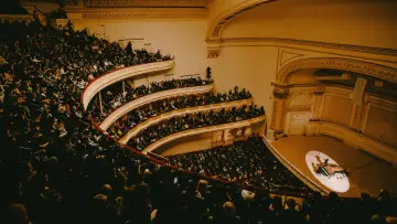 Zasłona do filmu "Cameron Winter at Carnegie Hall" #1900433