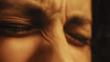 Zasłona do filmu "This Close" #1188607