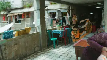 Zasłona do filmu "Semua Akan Baik-Baik Saja" #818140