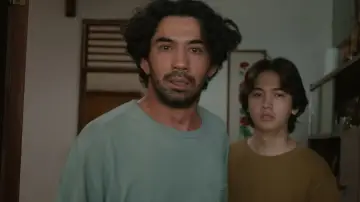 Zasłona do filmu "Semua Akan Baik-Baik Saja" #818176