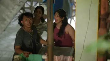 Zasłona do filmu "Semua Akan Baik-Baik Saja" #818197