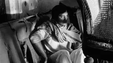 Zasłona do filmu "জয় বাবা ফেলুনাথ" #1227596